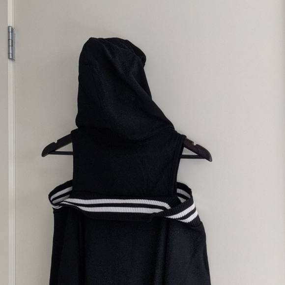 Sporty top/dress - Picture 3 of 4